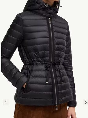 Moncler Navy Raie Hooded Short Down Jacket - Women